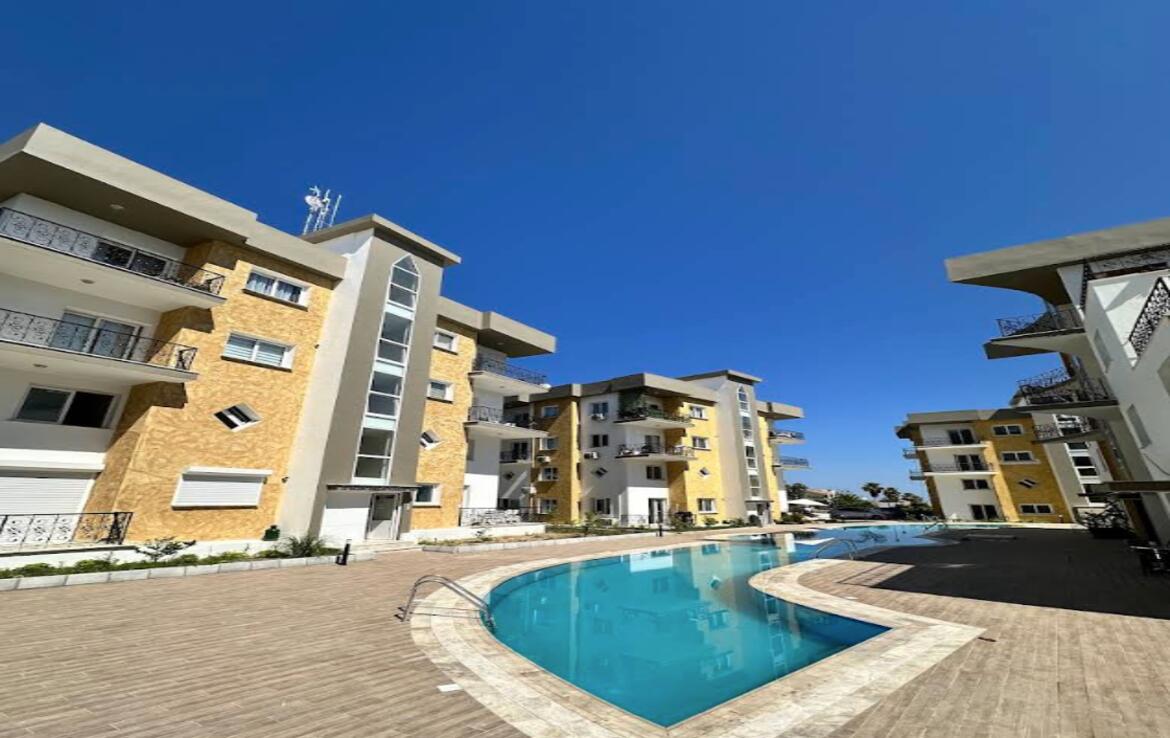 Недвижимость на Северном Кипре рядом в комплексе Melis