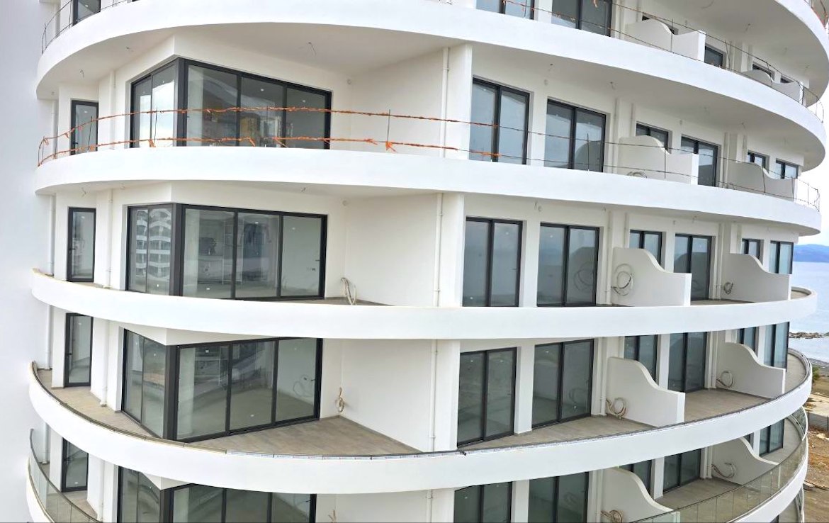 Квартира 1+1 на берегу моря в COASTAL HEAVEN в Газиверен 