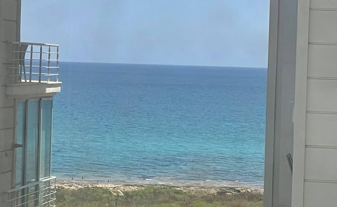Просторная квартира 2+1 с видом на море в центре Фамагусты