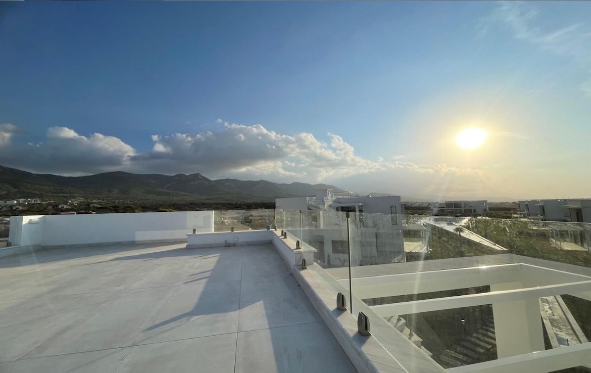 Пентхаус 2+1 на берегу моря в комплексе The Resort