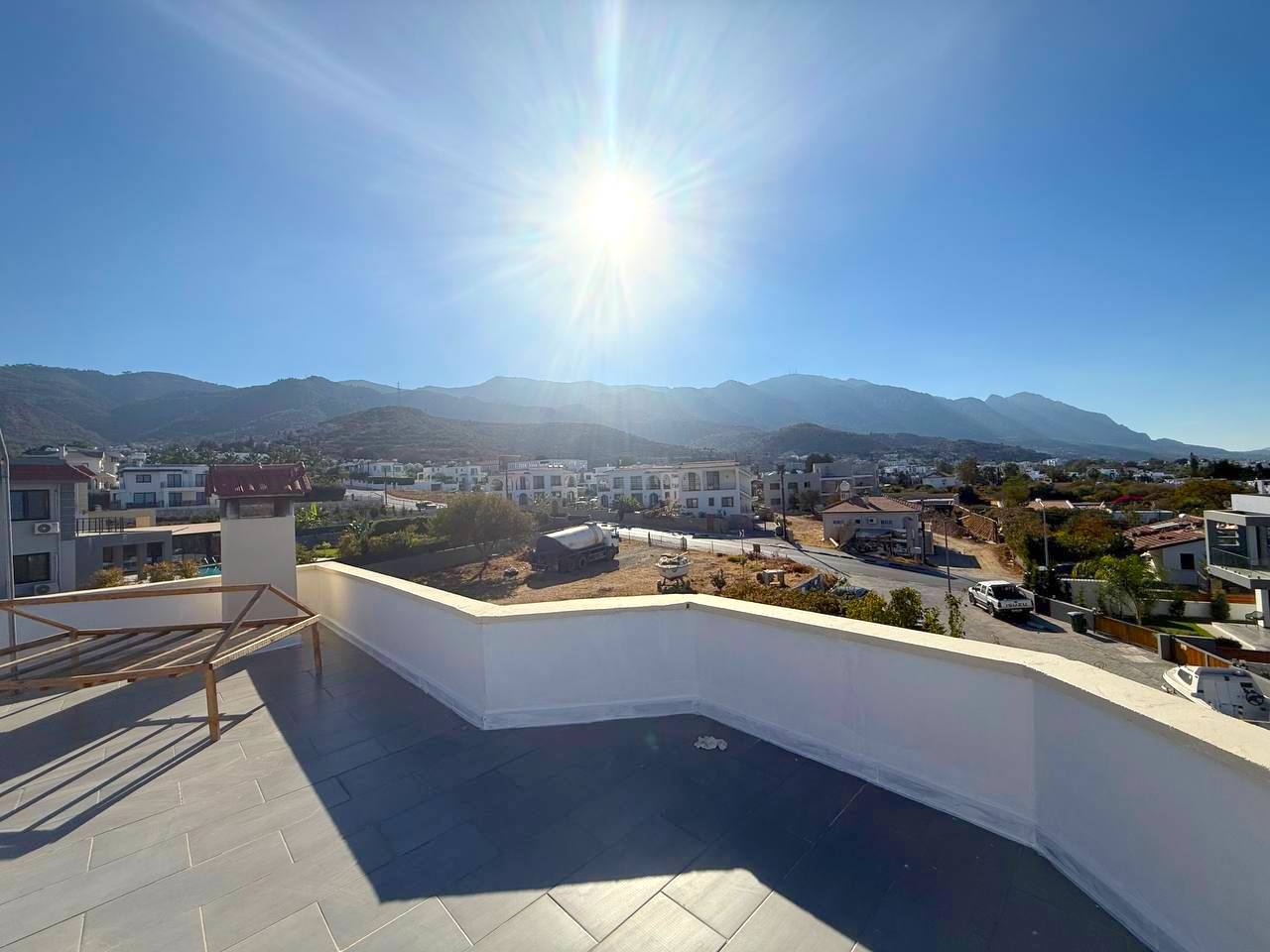 Аренда просторной виллы 4+1 в Алсанджаке